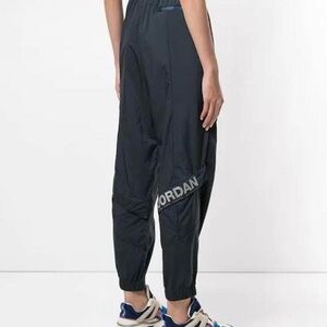Air Jordan women Jumpman Utility Pants Parachute Joggers Size XS black Barrel
